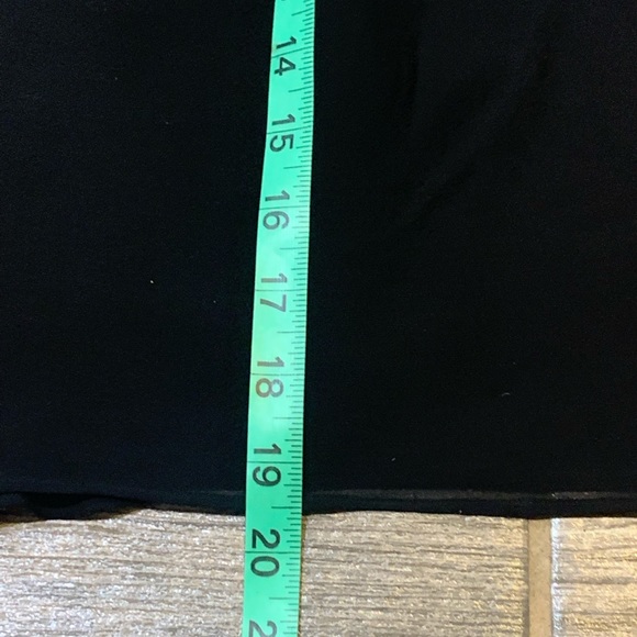 Gorgeous Silk Blouse by Harold’s!  In excellent condition⭐️ Size 6 - Picture 12 of 12